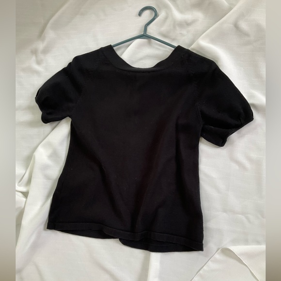 Black short sleeves vest, hem just below the waist, empire style, - Picture 2 of 5